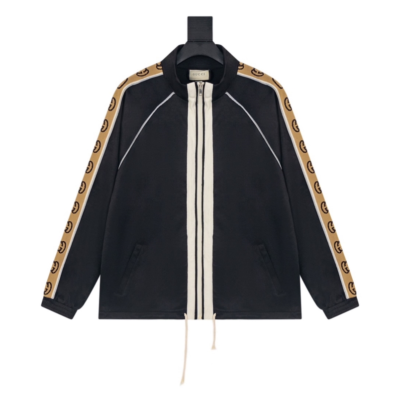 G*u*i coats